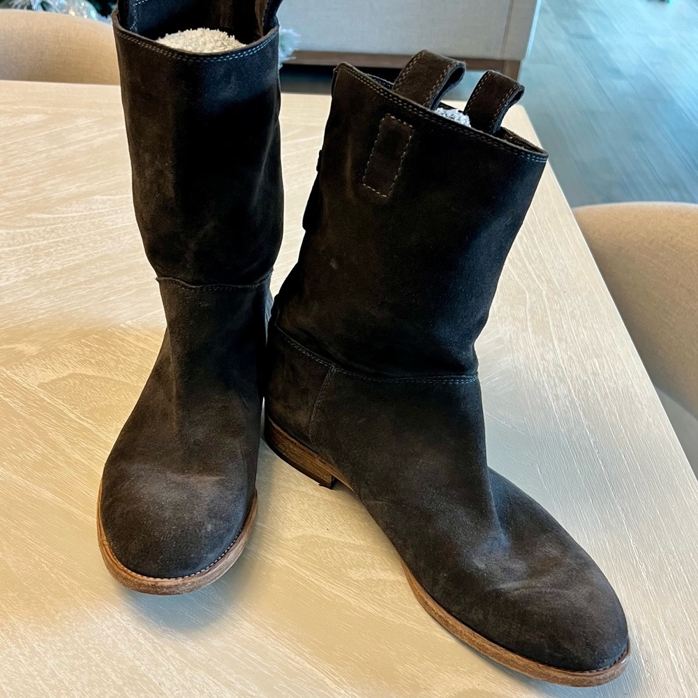Alberto Fermani Suede boots